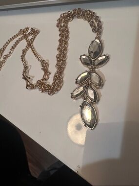 SAQ Gold Crystal Leaf Drop Necklace - Women Jewelry, Like New.